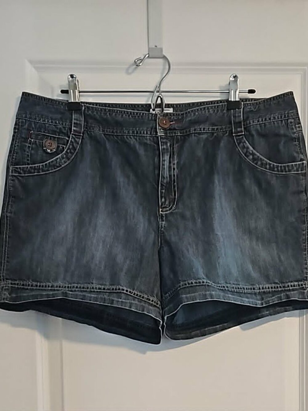 Bass Blue Denim Casual Lightweight Shorts Est Size XL 19" Waist No Tag